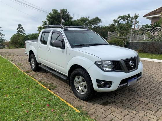 NISSAN FRONTIER 2.5 SV ATTACK 4X4 CD TURBO ELETRONIC DIESEL 4P AUTOMÁTICO
